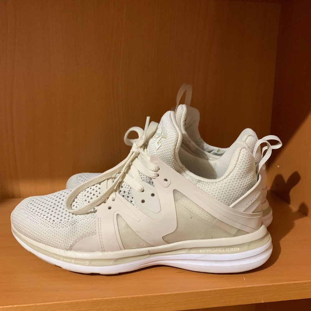 APL Ascends size 9